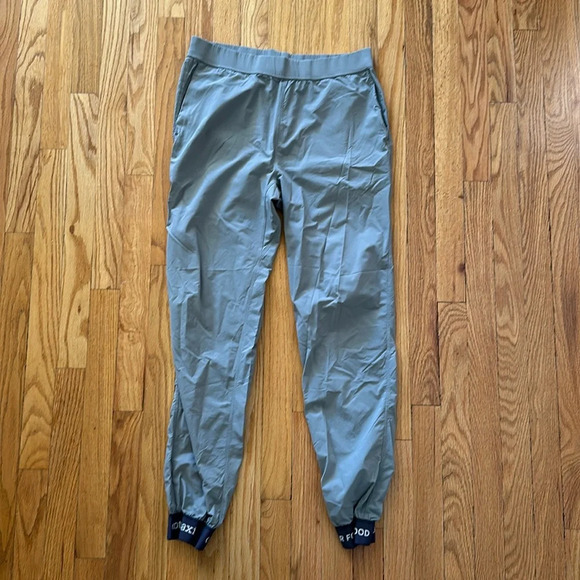 cotopaxi Other - Cotopaxi sz M grey jogger elastic ankle pockets great pre owned condition